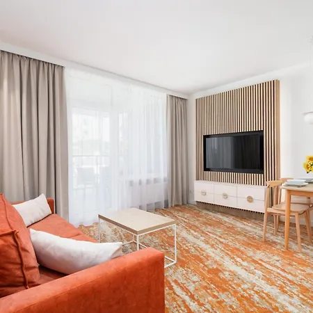 Apartahotel Sun & Bel Mare With Parking By Renters