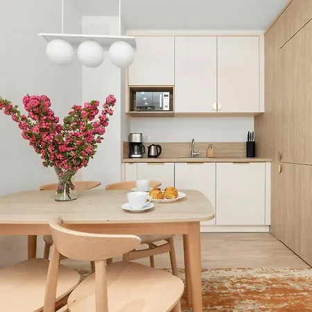 Apartahotel Sun & Bel Mare With Parking By Renters