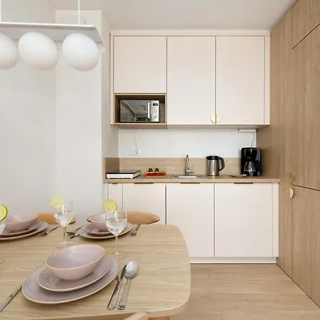 Sun & Bel Mare With Parking By Renters Aparthotel *