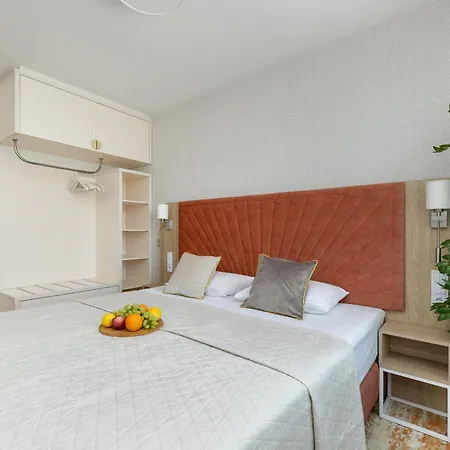 Sun & Bel Mare With Parking By Renters * Miedzyzdroje